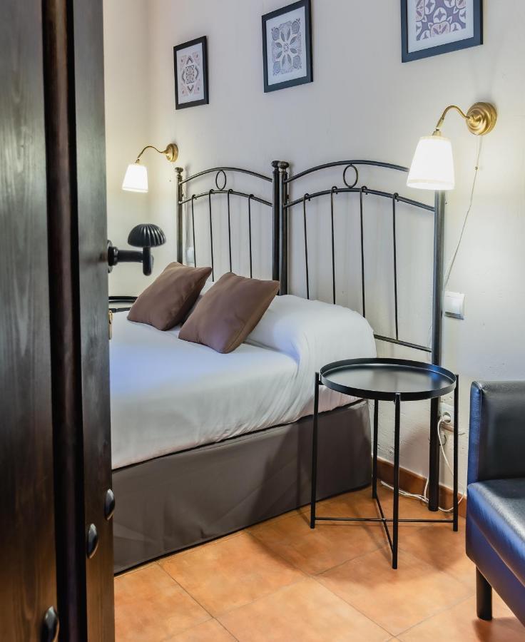 Posada Pena Pintada By Vivere Stays Cercedilla Eksteriør billede