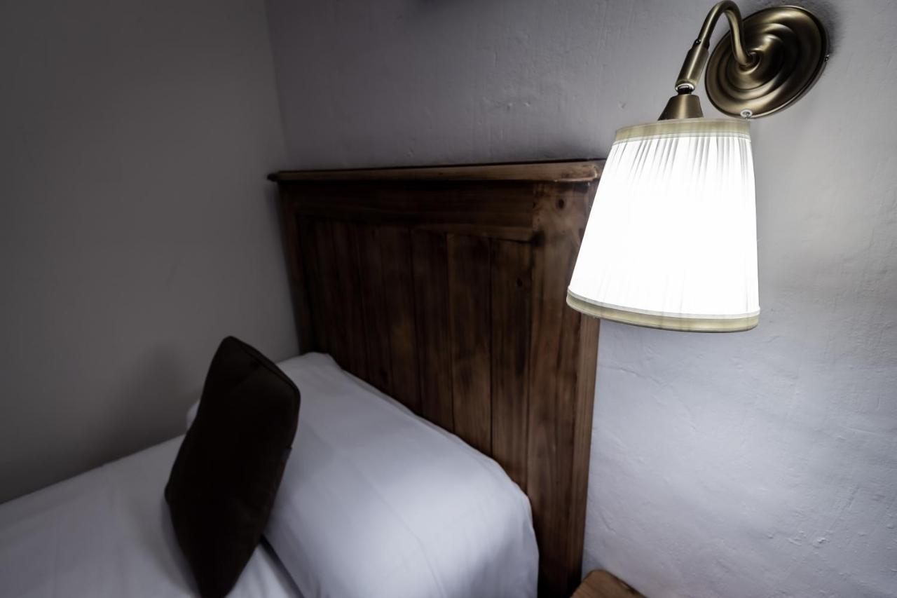 Posada Pena Pintada By Vivere Stays Cercedilla Eksteriør billede