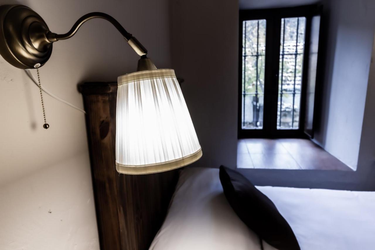 Posada Pena Pintada By Vivere Stays Cercedilla Eksteriør billede