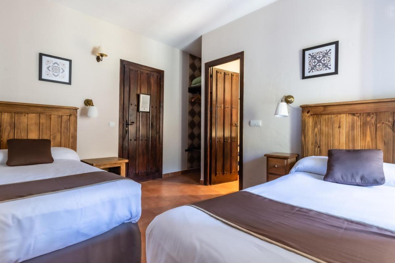 Posada Pena Pintada By Vivere Stays Cercedilla Eksteriør billede